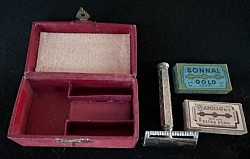 Original Nazi-Era Zeppelin Complementary Passenger Shaving Kit