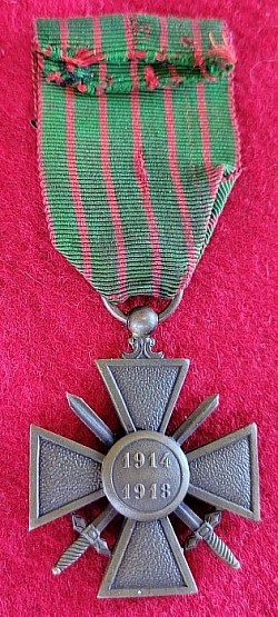 Original WWI French Croix de Guerre 1914-1918 with Bronze Palm