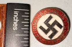 Nazi 