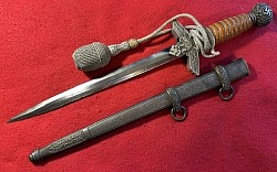 Nazi Luftwaffe 2nd Model Dress Dagger by Seigfried Waffen with Portapee...$550 SOLD